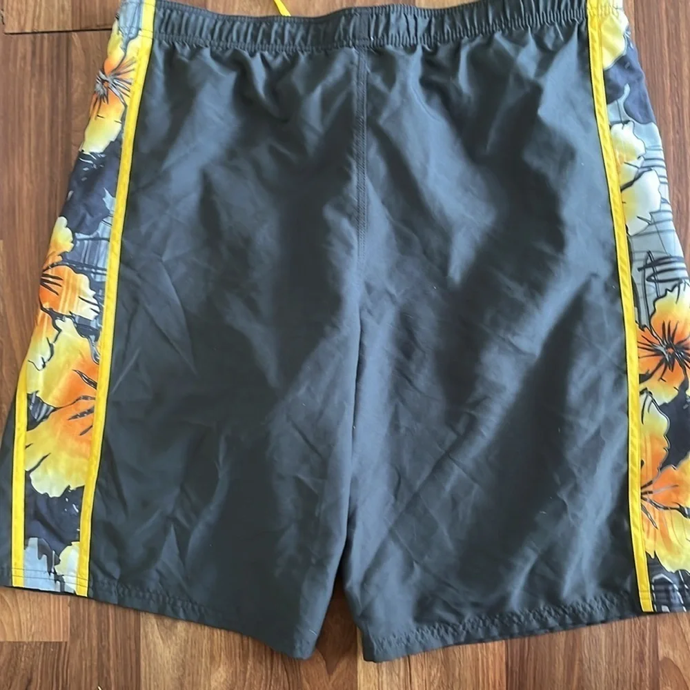 Nike tropical board shorts